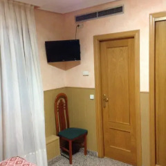 Отель Hostal Juan XXIII Стандартный номер с различными типами кроватей фото 13