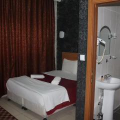 Oz Guven Hotel Турция, Стамбул - отзывы, цены и фото номеров - забронировать отель Oz Guven Hotel онлайн ванная фото 2