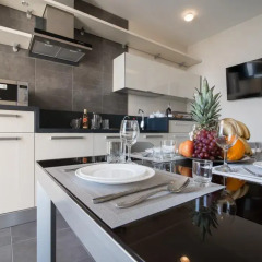 Апартаменты 12th Floor Apartments Стандартный номер фото 9