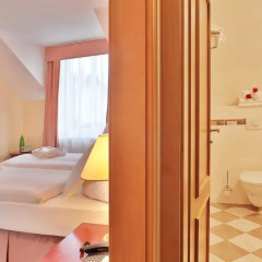 Hotel Villa Regent ванная