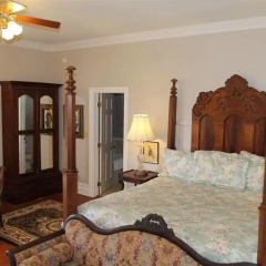 Отель Corners Mansion Inn- A Bed & Breakfast 3* Номер Делюкс с различными типами кроватей фото 10
