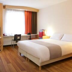 Отель Ibis Bratislava Centrum 3* Стандартный номер с различными типами кроватей фото 4