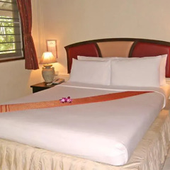 Отель Golden Sand Inn комната для гостей