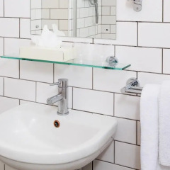 Kings Hotel 3* Стандартный номер с двуспальной кроватью