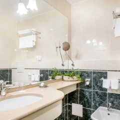 Leonardo Praha Hotel 4* Стандартный номер фото 9