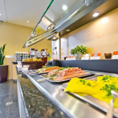 Отель Holiday Inn Express Frankfurt Messe 3* Стандартный номер с различными типами кроватей фото 4
