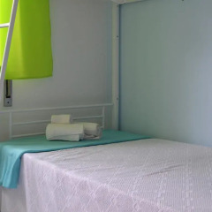 Ria Hostel Alvor Кровать в женском общем номере с двухъярусной кроватью