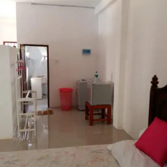 Отель Punsara`s Holiday Home Шри-Ланка, Пляж Golden Mile - отзывы, цены и фото номеров - забронировать отель Punsara`s Holiday Home онлайн интерьер отеля