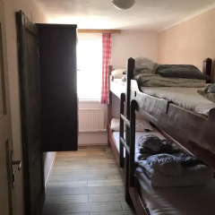 Отель Stadtalm Naturfreundehaus 3* Кровать в общем номере