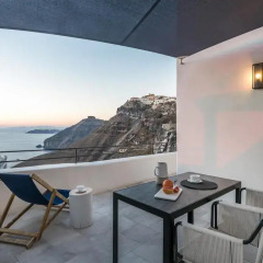 Отель Porto Fira Suites 4* Стандартный номер с различными типами кроватей фото 5