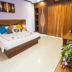 Saraya Boutique Hotel Patong 3* Улучшенный номер с двуспальной кроватью фото 3