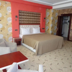 Grand Hotel 4* Стандартный номер с двуспальной кроватью