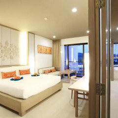 Отель Proud Phuket 4* Улучшенный номер с двуспальной кроватью фото 3