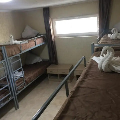 Отель Уютный Причал 2* Кровать в общем номере фото 6