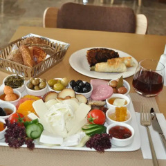 Отель Ramada Iskenderun в номере фото 2