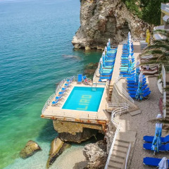 Hotel Liro бассейн