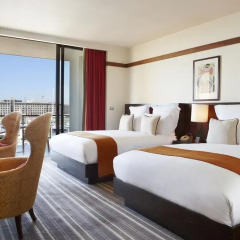Отель One&Only Cape Town 5* Стандартный семейный номер с двуспальной кроватью фото 4