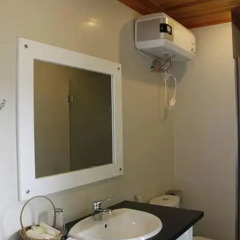 Отель Hoang Loc Villa Номер Делюкс фото 7