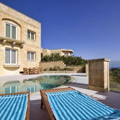 Отель Villa Boomerang Мальта, Гасри - отзывы, цены и фото номеров - забронировать отель Villa Boomerang онлайн бассейн фото 2