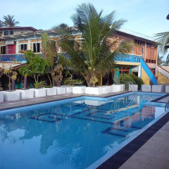 Deutsch Lanka Hotel & Restaurant бассейн