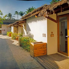 Отель Escape Beach Resort фото 6
