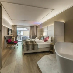Отель Stroblhof Active Family Spa Resort 4* Стандартный номер