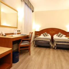 Отель Mokinba Hotels Baviera 4* Стандартный номер с двуспальной кроватью фото 8