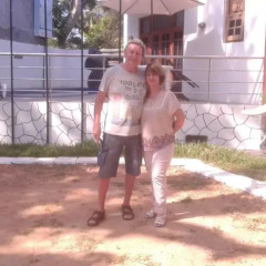 Mahakumara White House Hotel с домашними животными