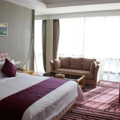 Huaqiang Plaza Hotel Shenzhen 4* Номер Делюкс с различными типами кроватей фото 3