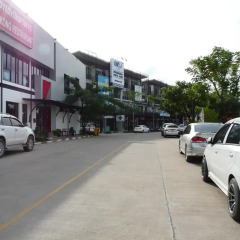 Отель Zcape Condominium Bangtao Beach парковка