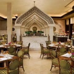 Отель Sharq Village & Spa питание фото 3