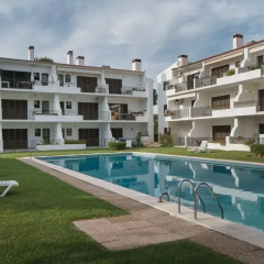 Отель Akisol Vilamoura Emerald II Португалия, Виламура - отзывы, цены и фото номеров - забронировать отель Akisol Vilamoura Emerald II онлайн бассейн фото 2