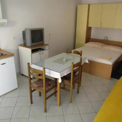 Апартаменты Apartments Pino Студия с различными типами кроватей фото 13