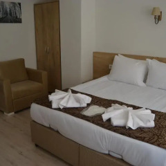 Loren Hotel Suites комната для гостей фото 3