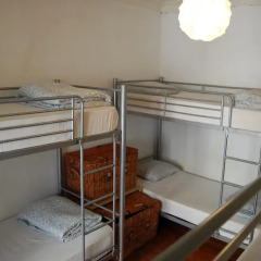 Alface Hostel Кровать в общем номере фото 2