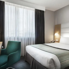 Отель Park Inn by Radisson London Heathrow 4* Улучшенный номер с различными типами кроватей фото 4