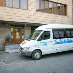 One Way Hostel Sakharov городской автобус