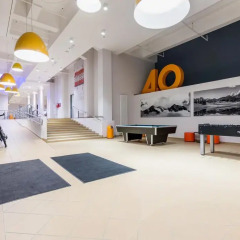 Отель A&O Salzburg Hauptbahnhof Зальцбург интерьер отеля фото 2