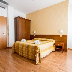 Hotel Monica 3* Стандартный номер с разными типами кроватей фото 11