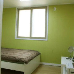 Отель Patio 59 Hongdae Guesthouse 2* Стандартный номер с двуспальной кроватью
