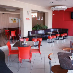 Hotel Serpanok Хуст гостиничный бар