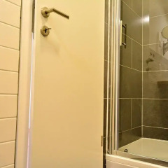 Отель Golden B&B 3* Номер Делюкс с 2 отдельными кроватями фото 3