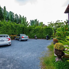 Отель Himaphan Boutique Resort Пхукет парковка