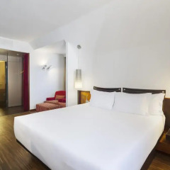 Отель NH Milano Touring 4* Улучшенный номер с различными типами кроватей фото 28