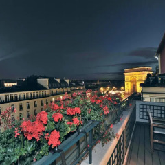 Hotel Napoleon Paris 5* Президентский люкс с различными типами кроватей