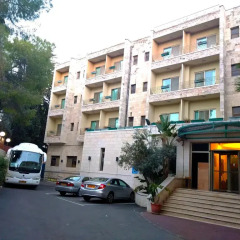 Holy Land Hotel Израиль, Иерусалим - 1 отзыв об отеле, цены и фото номеров - забронировать отель Holy Land Hotel онлайн парковка