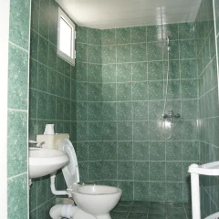Отель Guest House Gyupchanovi Болгария, Свети Влас - отзывы, цены и фото номеров - забронировать отель Guest House Gyupchanovi онлайн ванная