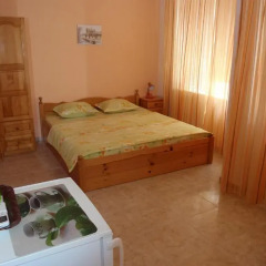 Отель Guest House Cherno More Поморие комната для гостей