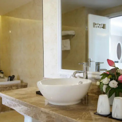 Muong Thanh Holiday Hoi An Hotel 4* Номер Делюкс с различными типами кроватей фото 7
