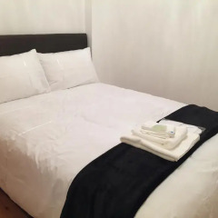 Апартаменты City Center Financial District Three Bedroom Duplex Apartment комната для гостей фото 5